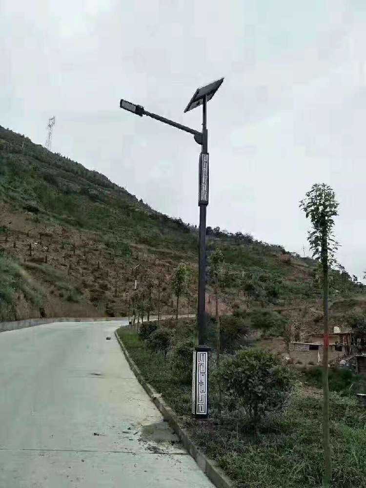 山南市仿古太阳能路灯